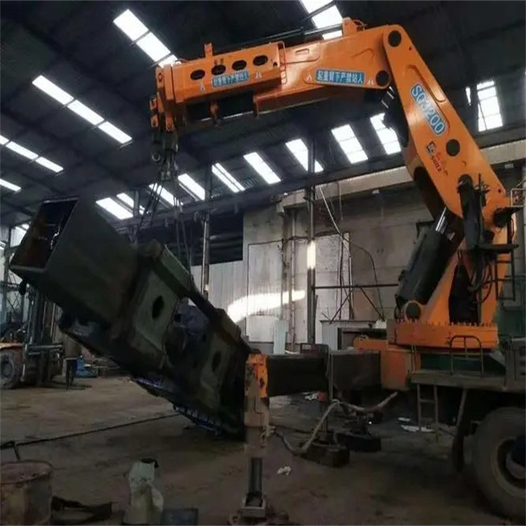 琼海200吨折臂吊出租