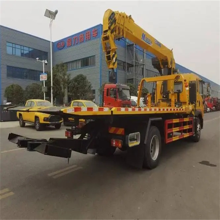 琼海附近小随车吊出租电话，轻松解决搬运烦恼