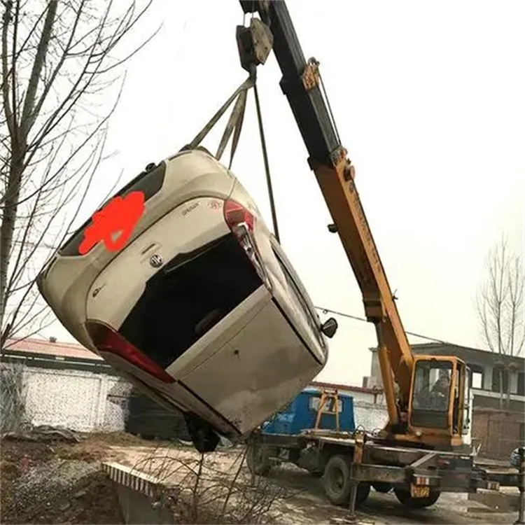 琼海随时待命，吊车24小时道路救援服务全解析