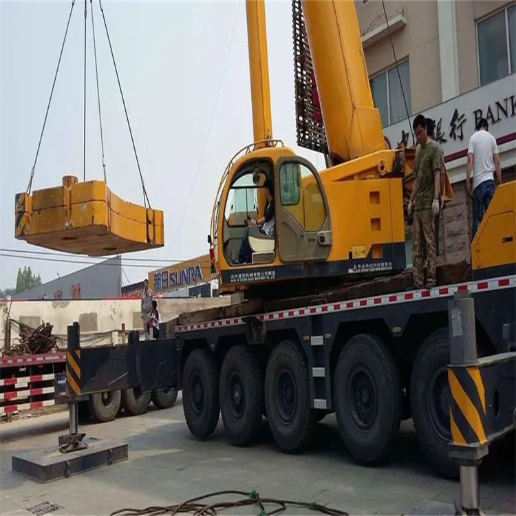 琼海当地吊车出租|机器吊装|75吨|工厂搬迁服务